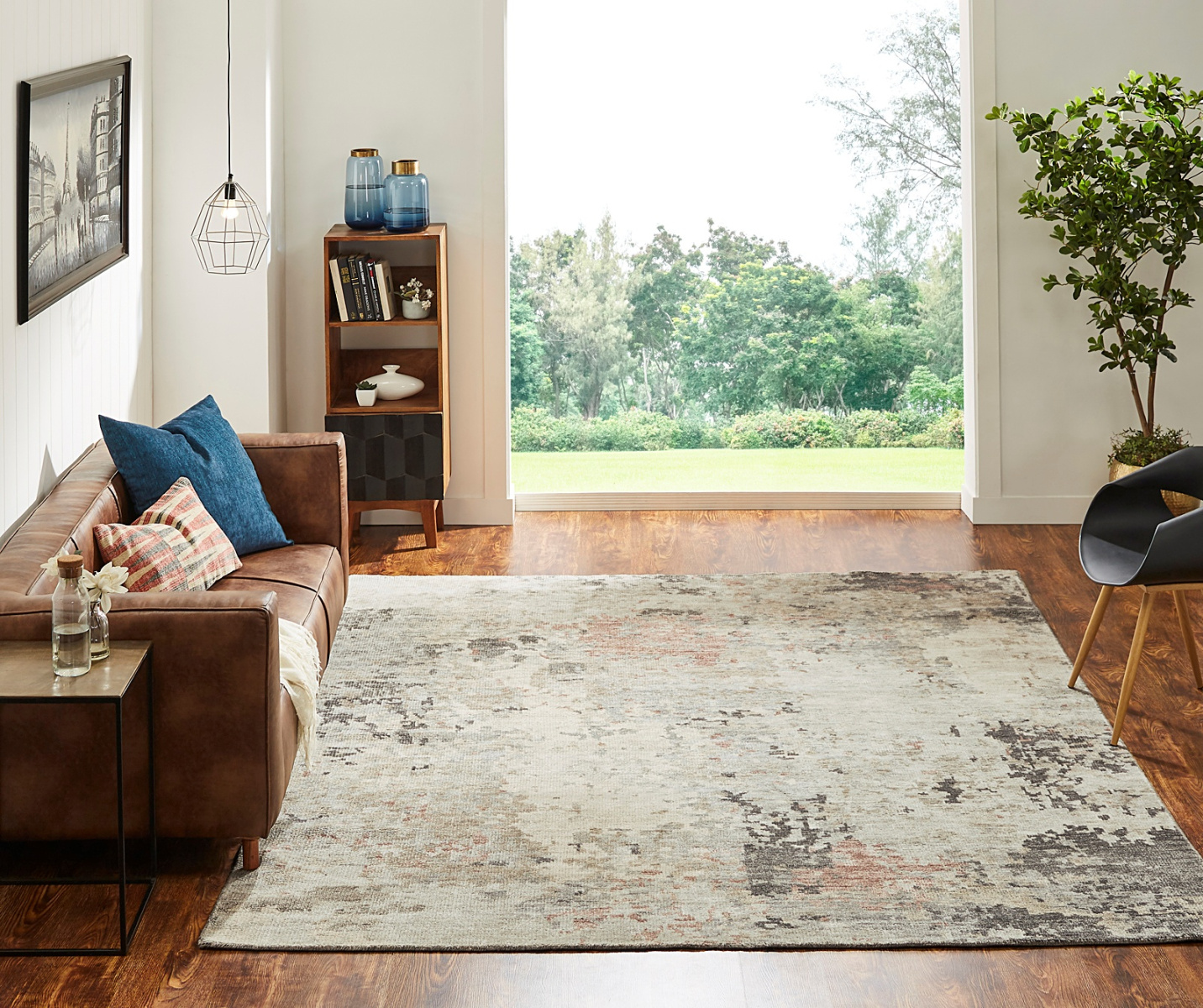 259 IT Area Rug Room Setting | Living Room