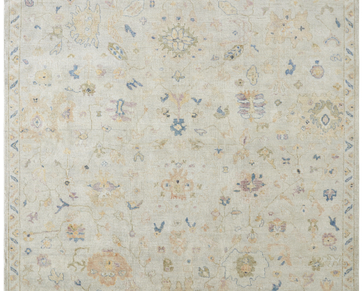 188-MG Antique White/Soft Pastels Area Rug