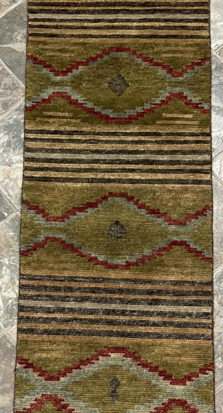 692 MV Runner Rug