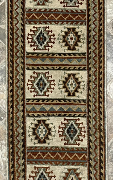 703 MV Runner Rug