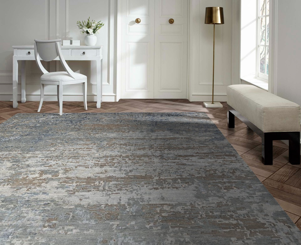 390 NL Area Rug Room Setting | Living Room