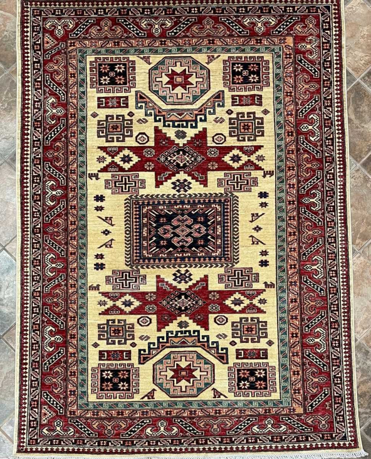 228 Super Kazak 5'7"x7'10"