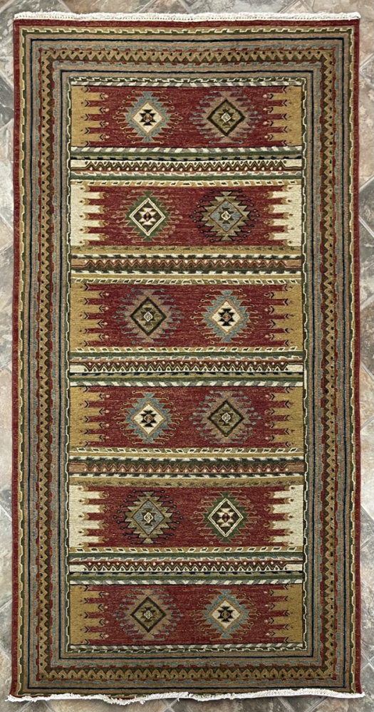 220 SU 4x8 Wide Runner Rug