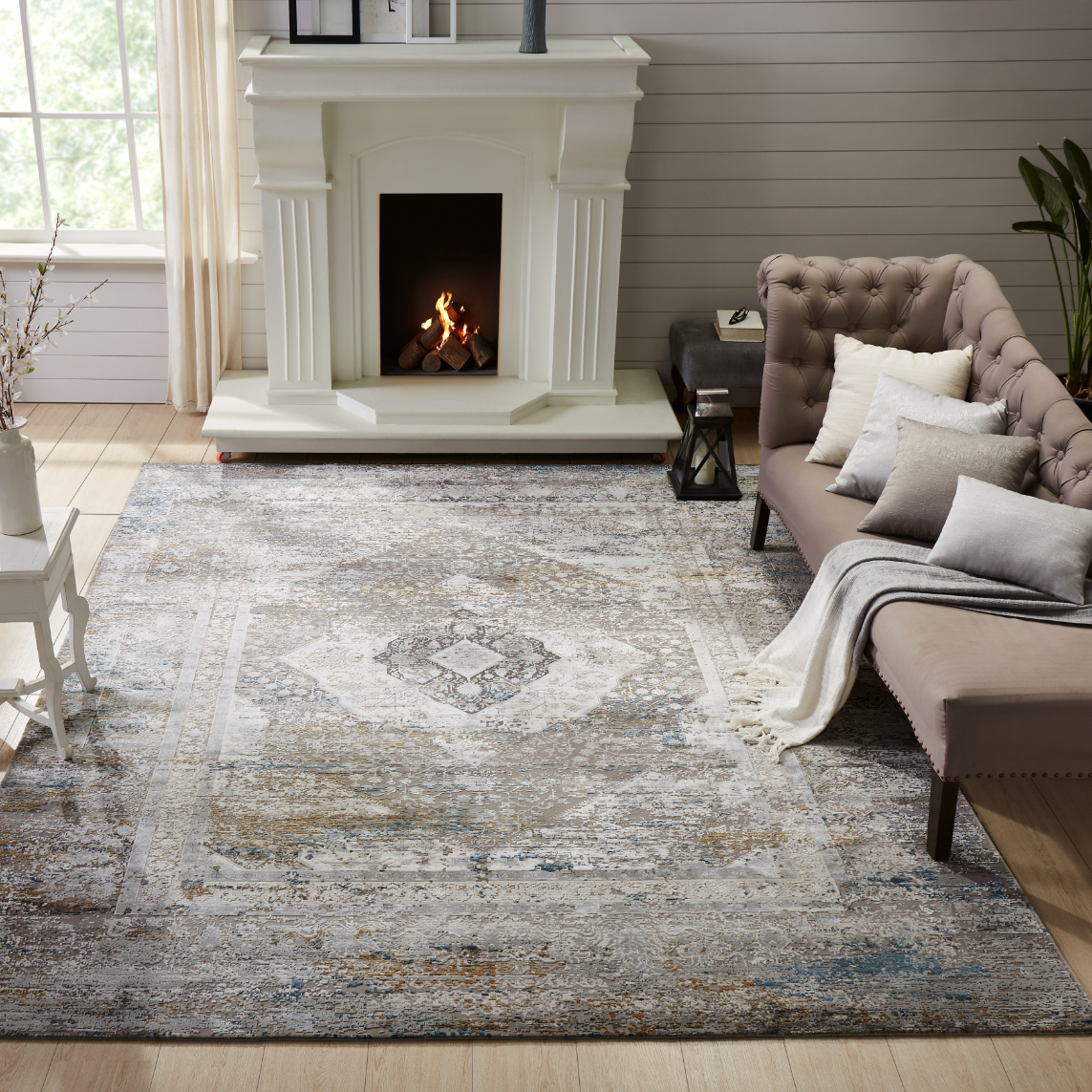 Contemporary grey rug