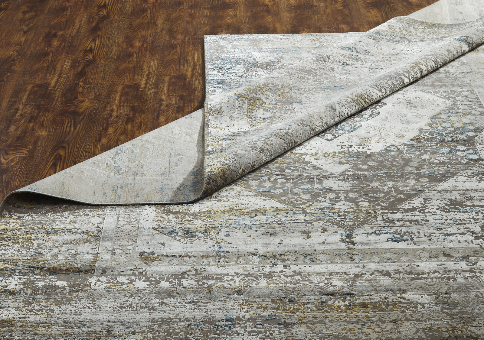 Contemporary grey rug